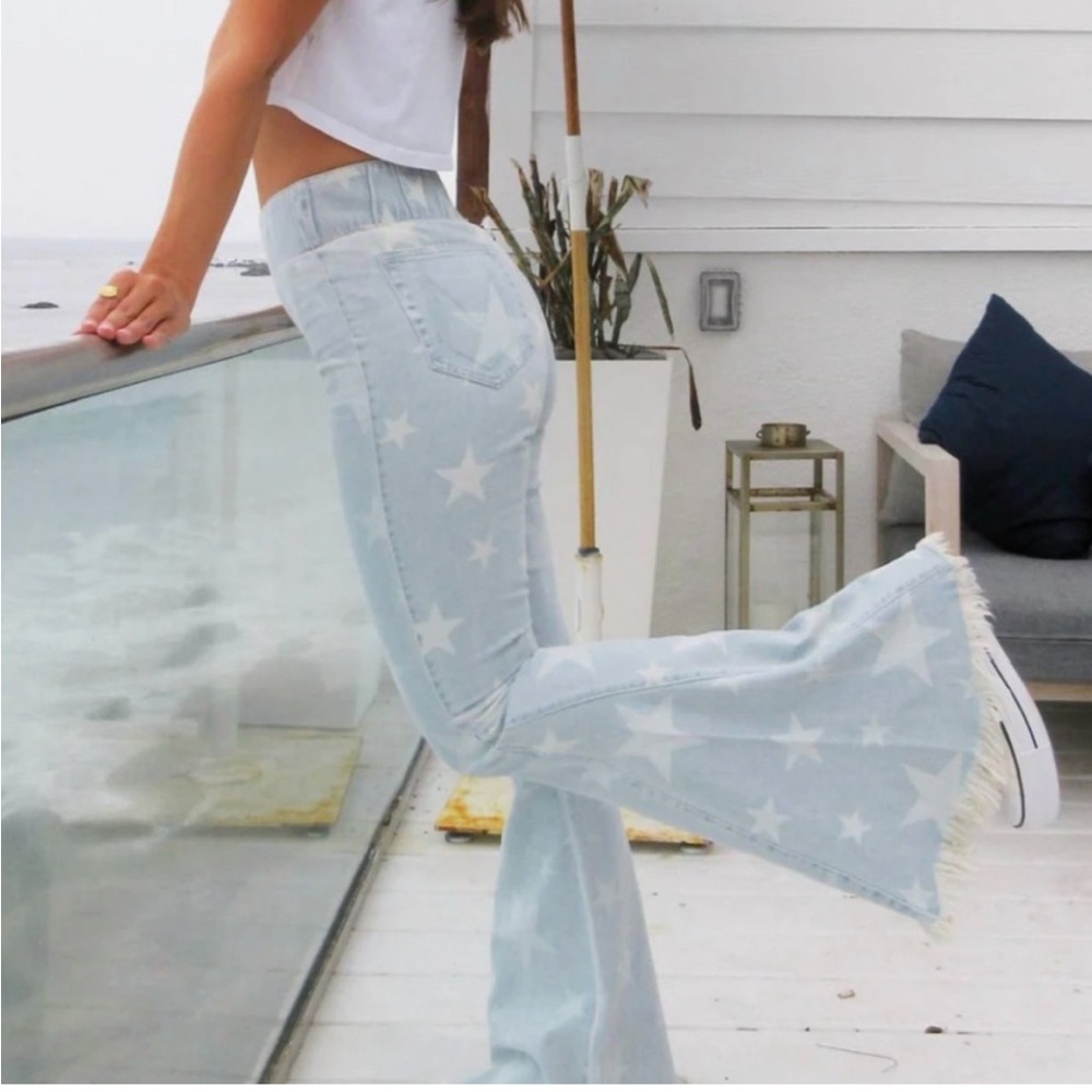 Show me your Mumu star bell Berkeley bottoms. Size medium. Elastic waistband